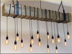 Bușteni Beam Rafter Lighting Candelabru Modele de lampadare Dacă sunteți în căutarea să adăugați un fler rustic industrial barului restaurantului dvs. de acasă sau oricărui spațiu, corpurile de iluminat din hambar recuperate pot fi exact ceea ce căutați. Grinzile sunt recuperate din hambarele din Midwest, care au peste 100 de ani. au o grindă de 72 de înălțime. Înălțimea și lățimea grinzilor variază, în general, între 7-9 pi. Toate grinzile sunt aceleași. Unele pot conține mai mult sau mai puține fisuri, semne de tăiere sau alte caracteristici unice. Toate măsurătorile sunt aproximative Lungimea firelor și a lanțului poate fi personalizat în funcție de înălțimea tavanului dvs. Iată câteva detalii importante despre corpurile noastre de iluminat din hambar recuperat Specificații grinzi Grinzi recuperate din hambarele din Midwest care au peste 100 de ani 72 de grinzi lungi Înălțimea și lățimea grinzilor variază de obicei între 7-9 metri Nu toate grinzile sunt aceleași Unele pot avea mai multe sau mai puține goluri, fisuri, urme de tăiere sau alte caracteristici unice Toate măsurătorile sunt aproximative Construcție și siguranță Realizate pentru a se conforma cu componentele UL și testele de siguranță Folosește suporturi metalice pentru suspendare. Becurile LED Edison sunt utilizate. Componente listate UL Firele sunt înfășurate în jurul fasciculului Un fascicul care se află la aproximativ 24 de metri de tavan Distanța de la fascicul la cel mai jos bec este de 30 de metri Pentru a arăta cel mai bine filamentele becului Edison, vă recomandăm cablarea la un întrerupător de intensitate Firele sunt legate la cutia electrică. Poate fi acționat din centrul fasciculului sau din centrul fasciculului.Vă rugăm să specificați preferința dvs. Sunt disponibile și livrări internaționale.Ne puteți contacta pentru o cotație de preț.