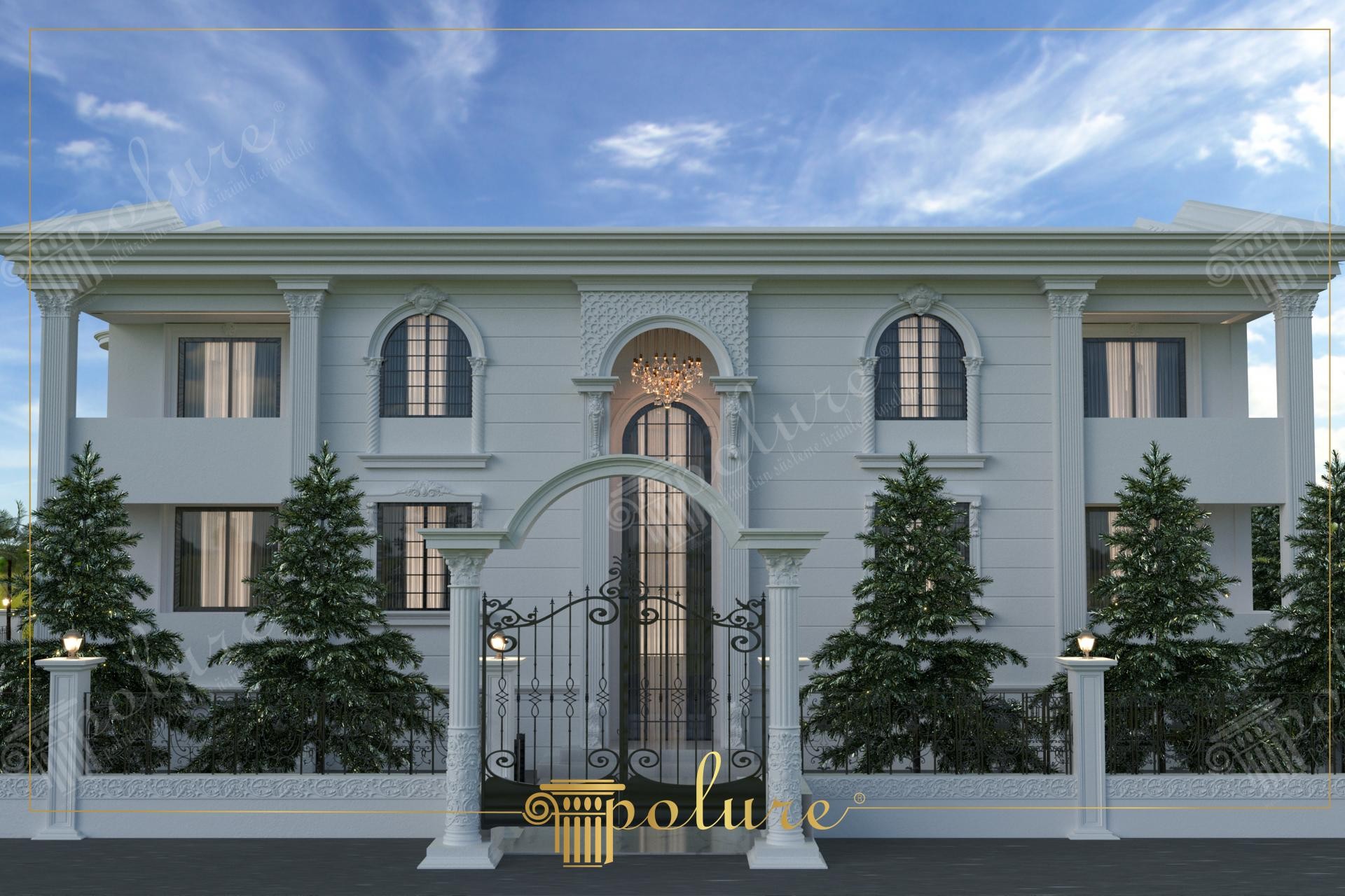 Fațadă albă de vilă clasică cu coloane canelate, ancadramente decorative și poartă din fier forjat din poliuretan
