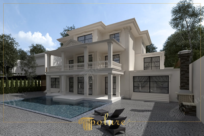 Fațadă albă de vilă cu coloane canelate din poliuretan, balustradă la balcon, piscină și terasă placată cu piatră.