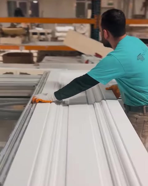 Capete de coloană corintice din poliuretan Polure: Ușoare, rezistente și direct de la producător — 0:03