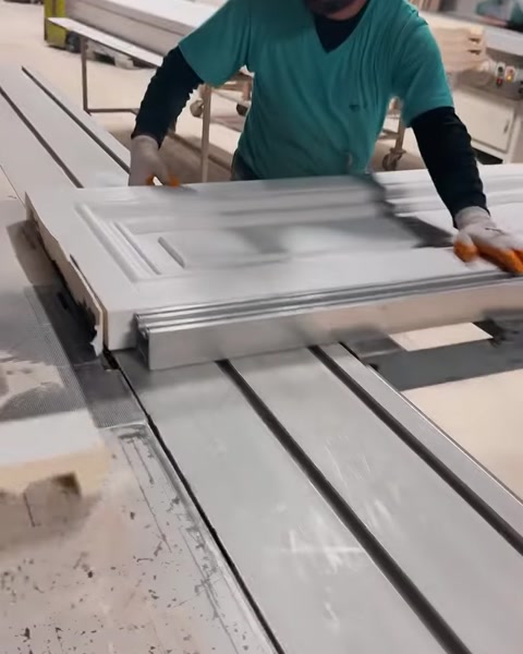 Capete de coloană corintice din poliuretan Polure: Ușoare, rezistente și direct de la producător — 0:09