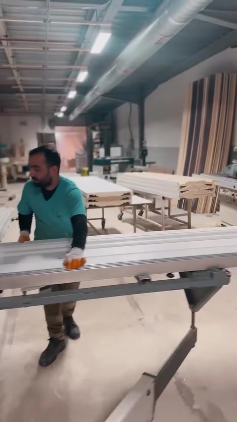 Capiteluri corintice din poliuretan Polure, direct de la producător