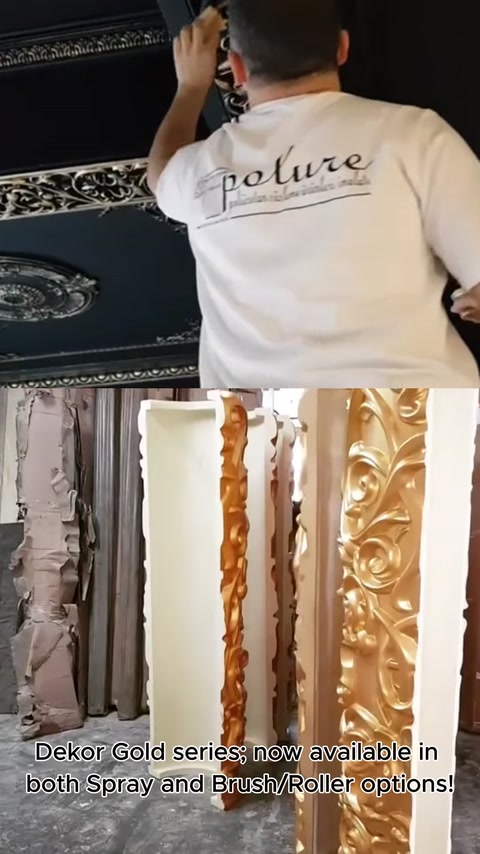 Panouri decorative aurii expuse vertical după etapa de vopsire