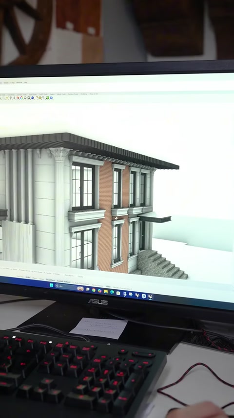 Perspectiva laterală prezintă ancadramentele și profilele decorative proiectate